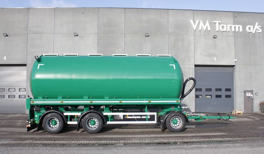 nygaards-transport-35-100-liter-fodertank-anhaenger_16387.jpg