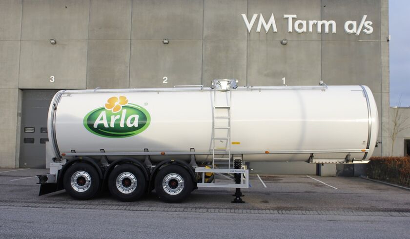 12877_-_hans_jensen_transport_-_30-000_liters_maelk_20070.jpg
