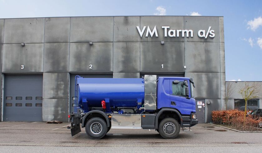Stiholt AS – 7 000 liters olje-/bränsletankspåbyggnad